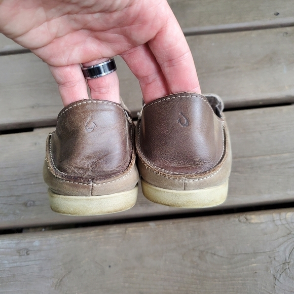 Olukai Nohea Taupe Nubuck Suede Leather Loafer Shoes Size Woman's 8.5 - Picture 6 of 8